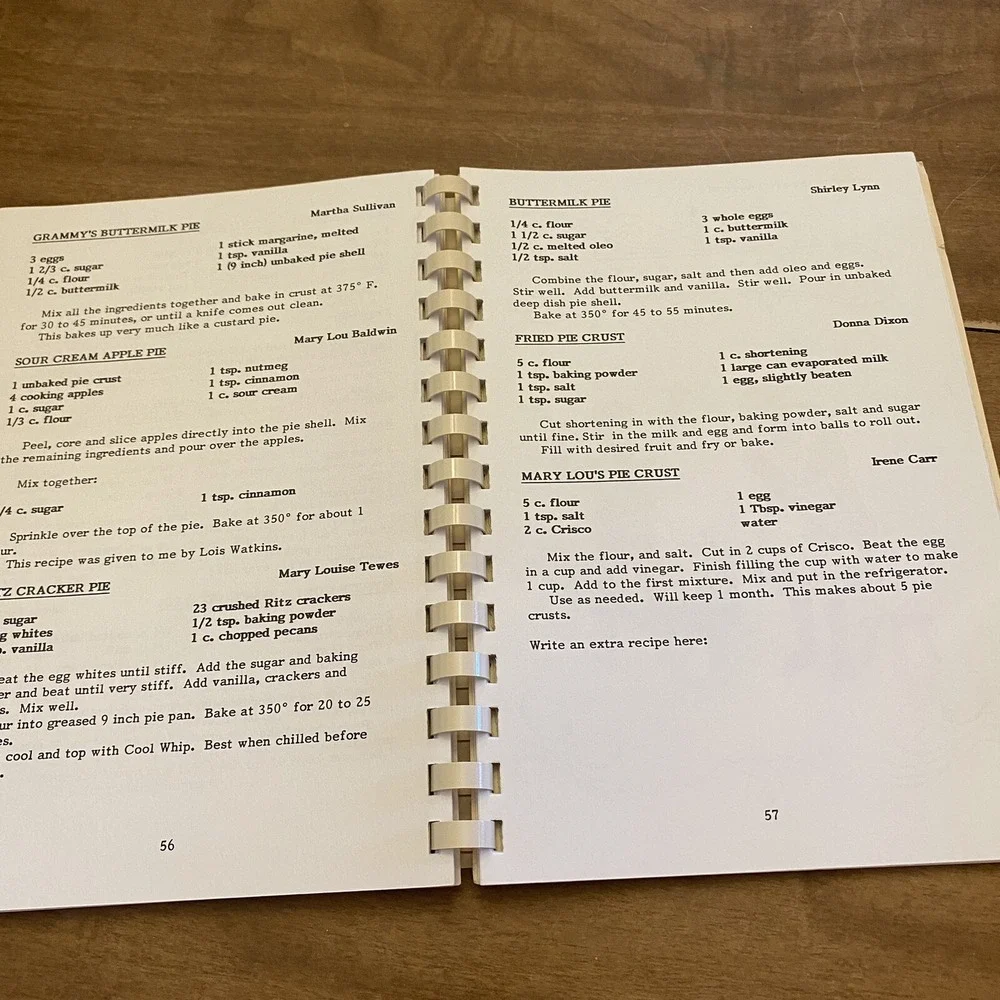Christ United Methodist Church Cookbook Stockdale Texas 1994 Memorial Recipes